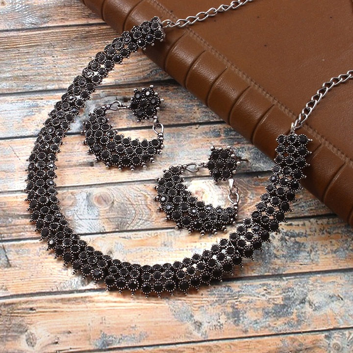 Black Rhinestone Choker Necklace Earring Fashion Jewelry Set