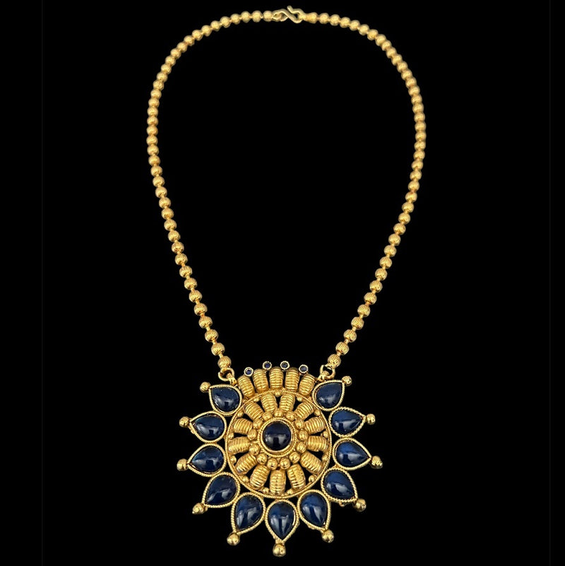 Sapphire Blue Kemp Stone Pendant Chain Jewelry