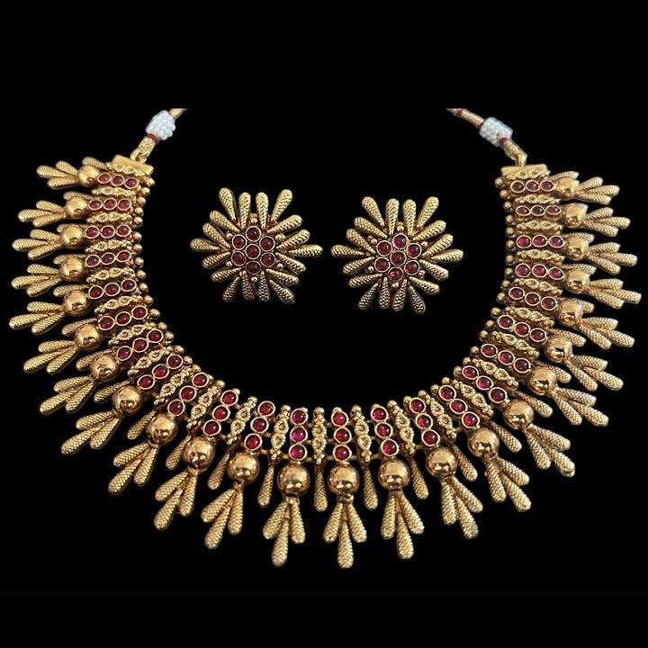 Temple Kemp Antique Gold Jewelry Necklace Earring Choker Set